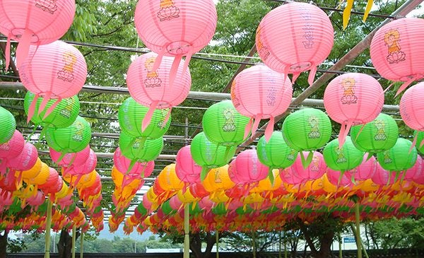Lanterns hanging at the stone pagoda temple in Gyeongju, South Korea. Public domain image.